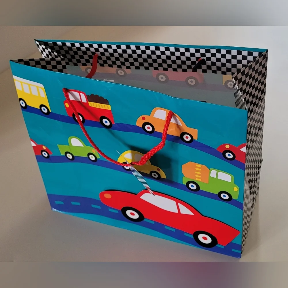 6 New Large Gift Bags With Cars And Trucks